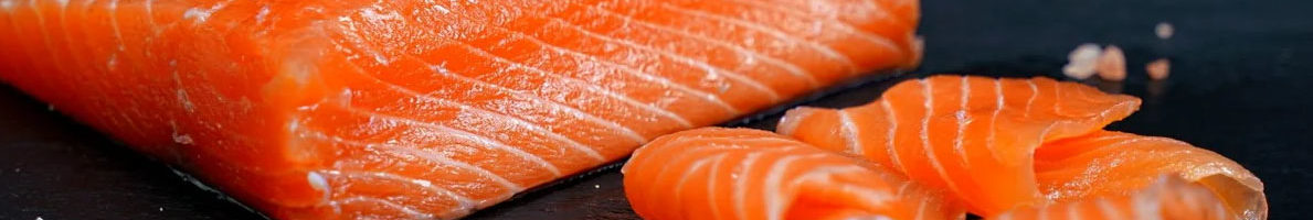 Как быстро и вкусно засолить красную рыбу в домашних условиях